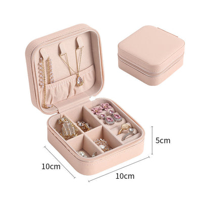 Jewelry Zipper Box Storage with closed zipper.